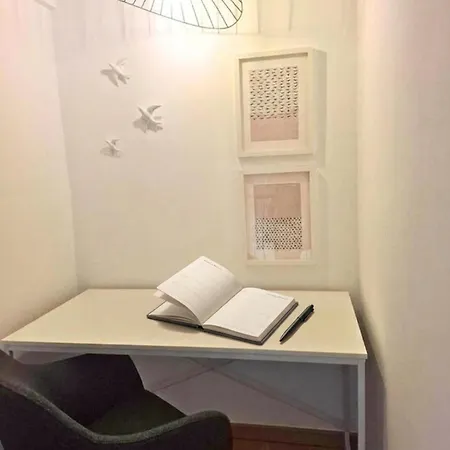 Superb & Modern Centro Lecco, In Galleria Roma By Eva Urban شقة *